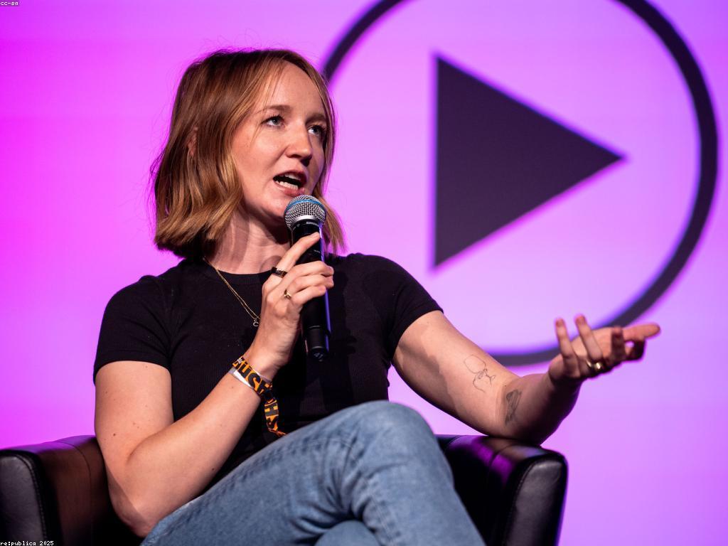 អត្ថន័យនៃព្រឹត្តិការណ៍ពិសេស និងផលប៉ះពាល់